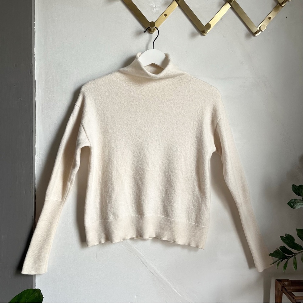 Wilfred Cyprie Sweater in Light Birch